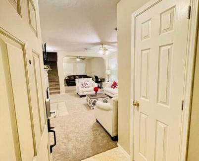 Rosenberg House | Family-Friendly 3 Bedroom Retreat - Rosenberg