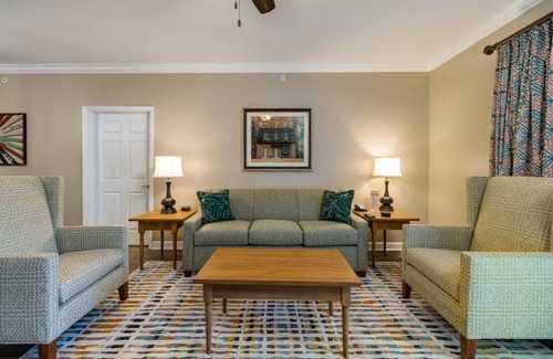 Williamsburg Condo | Three-Bedroom Villa in Williamsburg Near Major Attractions