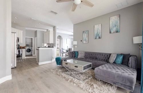 Apopka House | Family-Friendly Retreat Near Amusement Parks & Pet-Friendly
