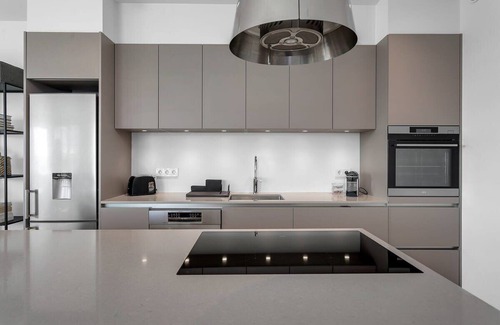 Hliðar Apartment | Guest Rated 10/10: 3BR Apartment with Modern Amenities