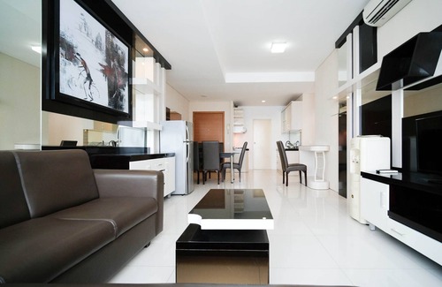 Surabaya Apartment | Bright 3Br Apartment Near Cito Mall at Aryaduta Residence