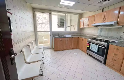 Rumailah Apartment | Spacious 3BR Apartment with Stunning Lake View