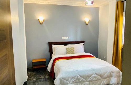 Bonapriso Apartment | Pet-Friendly 3BR Apartment in Bonapriso's Heart