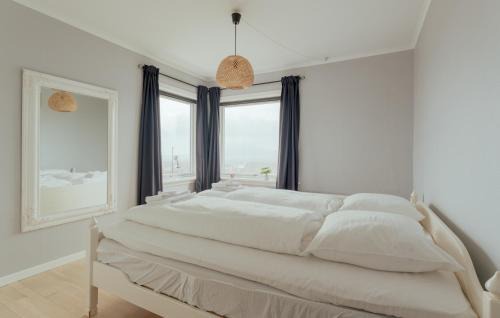 Torshavn Apartment | Spacious 3BR Apt - Parking - Near City Center