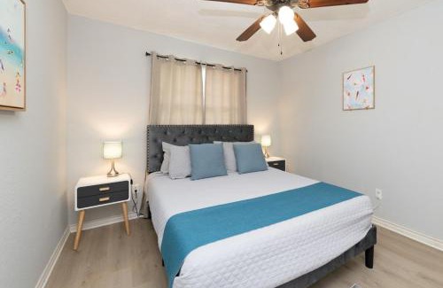 South Arlington House | Spacious 3BR Home for 10 Guests Near Downtown Theme Parks & AT&T Stadium 510