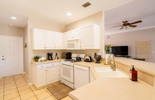 Braden River House | Pet-Friendly Retreat with Pool & Spa near Myakka Park