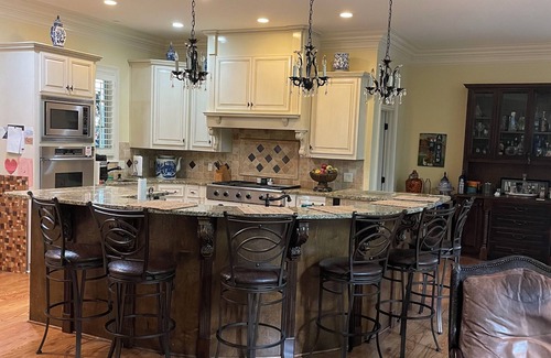 Auburn House | Spacious 4 Bed 3 Bath Auburn Game Day Home