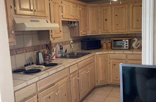 Las Conchas House | Ocean View Retreat: 4 Bed House with Spa & Family Amenities