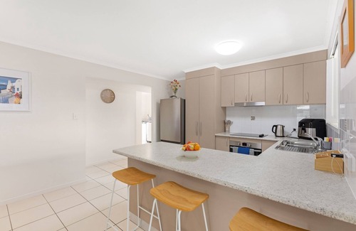 Kawungan House | Spacious 4-Bed Home with Alfresco BBQ Area
