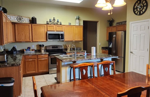 Arizona Skyline Community House | Impressive 4-Bed Retreat with Pool, Game Room & Ocean Views