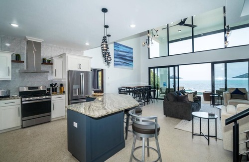 Placencia Villa | Beautiful 4-Bed Villa in Placencia Village with Pool Access