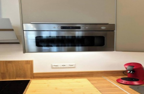 Prenzlauer Berg Apartment | Spacious 4-Bedroom Apartment in Prenzlauer Berg, Berlin