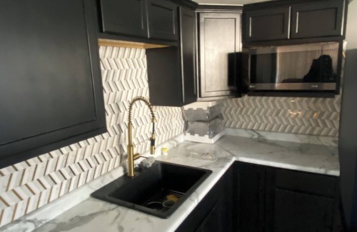 Detroit House | Spacious 4-bedroom house in delightful Detroit with WiFi, AC