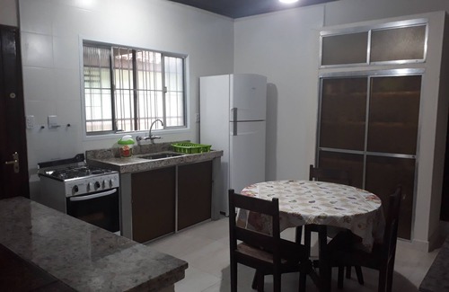 Maranduba House | Spacious 4-Bedroom House Near Maranduba Beach - Guest Rated 9.6