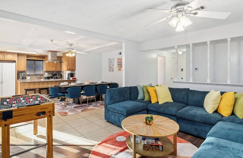 Anaheim Resort House | Spacious 4-bedroom house near Disneyland with WiFi, AC, Private Pool, & Hot Tub