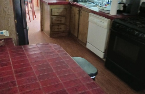 Proctor House | Spacious 4-bedroom mobile home 40 acres on Baron Fork 10 miles from Tahlequah