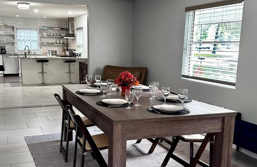 Lake Mary House | Spacious 4-bedroom vacation house with WiFi and AC in welcoming Lake Mary