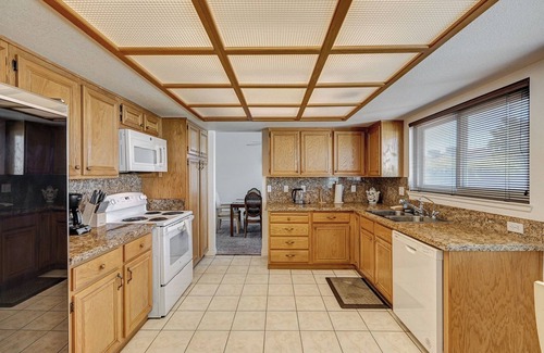 Canyon Gate House | Spacious 4 bedroom with 7 beds!