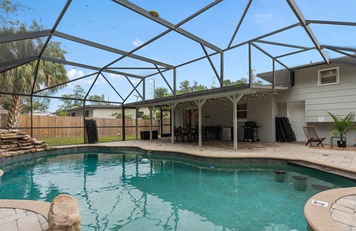 Ocoee House | Spacious 4 Bedroom With a Large Pool