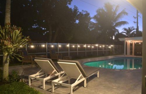 Miramar House | Bright 4-Bedroom House with Pool and Oceanfront Views