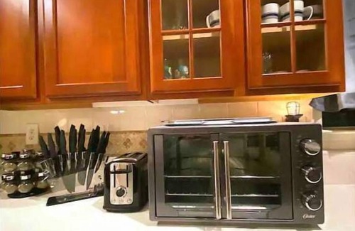Merced House | Comfortable 4 BR Home Near UC Merced with Pet-Friendly Perks