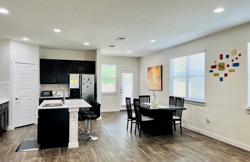 Pflugerville House | Family-Friendly 4BD/3BA House Near Attractions