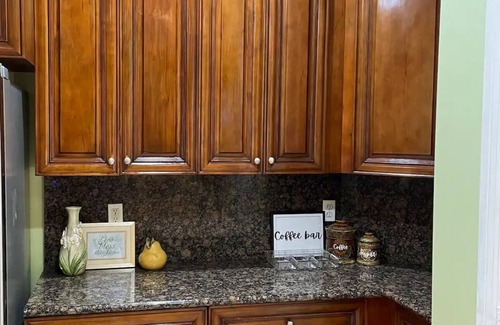 Port Saint Lucie House | Guest Rated 10/10 Villa with Backyard & Spa in PSL