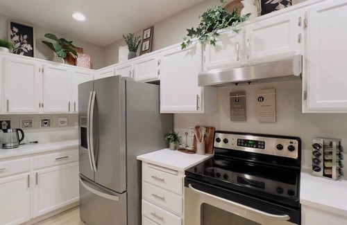 Olympia House | Pet-Friendly 4-Bedroom Retreat in Olympia/Tumwater
