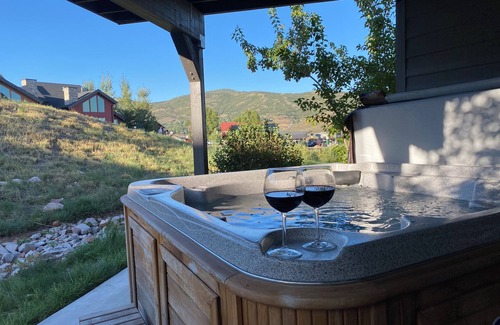 Pinebrook House | Modern Townhome with Private Hot Tub & Mountain Views