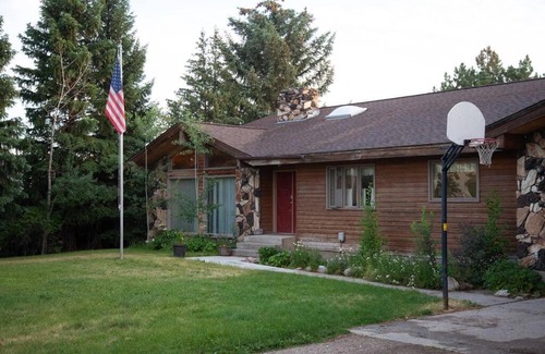 Driggs House | Family-Friendly 4BR Home in Convenient Downtown Driggs