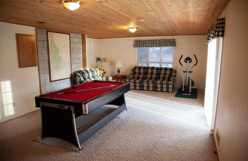 Driggs House | Family-Friendly 4BR Home in Convenient Downtown Driggs