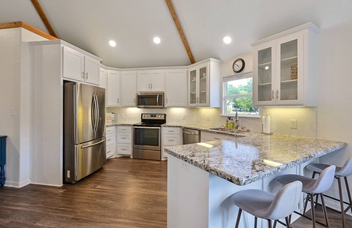 Bryan House | Family-Friendly 4BR/3BA with Bunkhouse & Great Amenities!