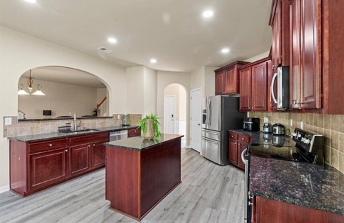 Fort Gordon House | Spacious 4BR Elegant Retreat; Prime Augusta Location!