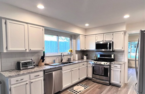 Anderson Mill West House | Family-Friendly 4BR House in North Austin / Cedar Park