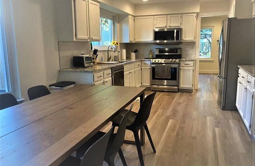 Anderson Mill West House | Family-Friendly 4BR House in North Austin / Cedar Park