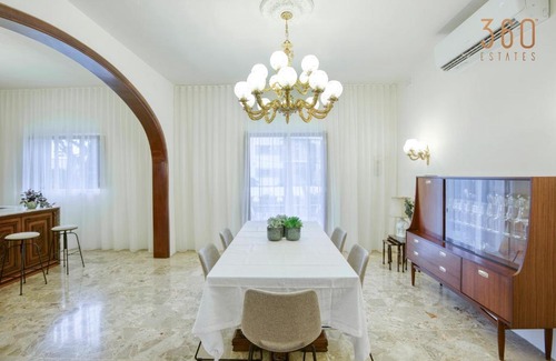 Swieqi Apartment | Relaxing 4BR Oasis in St. Julians - Family Friendly Stay