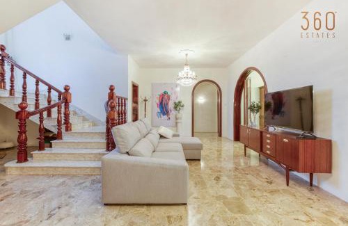 Swieqi Apartment | Relaxing 4BR Oasis in St. Julians - Family Friendly Stay