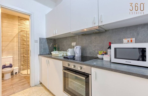 Tower Road Apartment | Spacious 4BR Sliema Apt w/Terrace & Top Location