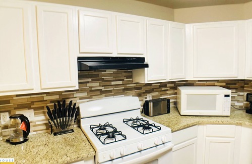 Round Rock House | Spacious 4BR Home Near I45 - Sleeps 12, Pet Friendly Stay