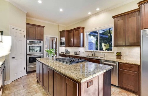 Barton Creek West House | Family & Pet-Friendly 5 Bdrm Greenbelt Home with Pool
