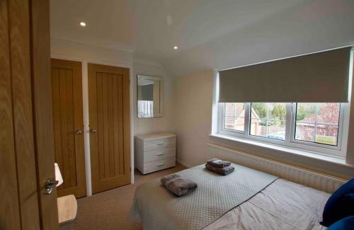 Frinton-on-Sea House | Pet-Friendly 5-Bed Retreat Near Frinton-On-Sea, Rated 9.2