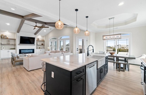 Ocean Isle Beach House | Spacious 5-Bedroom Home in Ocean Isle Beach - Perfect for Family Getaways!