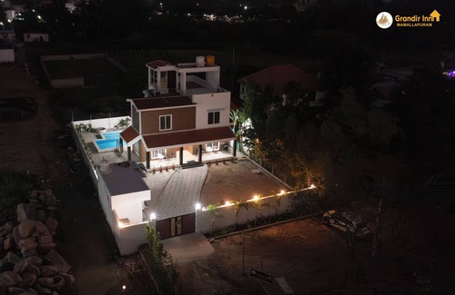 Mahabalipuram Villa | Spacious 5-bedroom villa with WiFi, AC,fabulous swimmingpool in Mahabalipuram