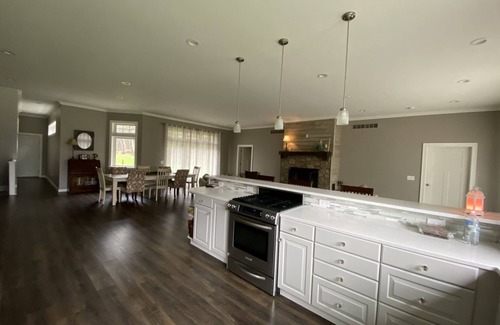 Roach House | Lakeview Retreat: 5 Bedrooms, Pool & Family-Friendly Comfort