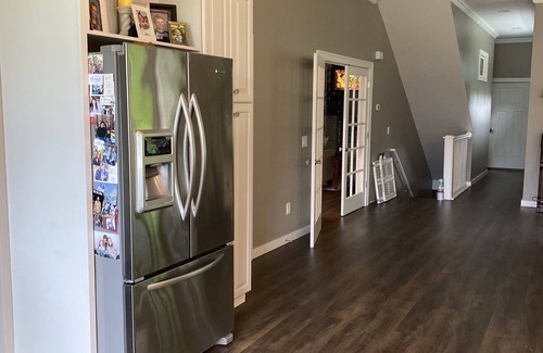 Roach House | Lakeview Retreat: 5 Bedrooms, Pool & Family-Friendly Comfort