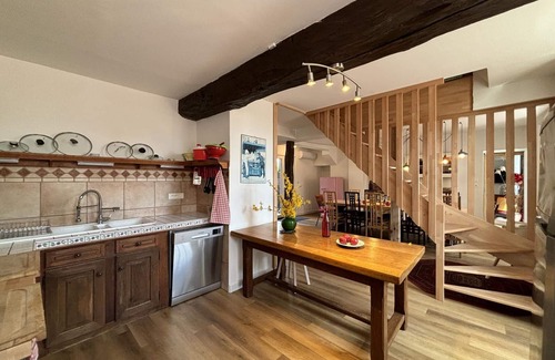 Trezelles Cottage | Pet-Friendly Gite Trézelles: Ideal for Family Getaways
