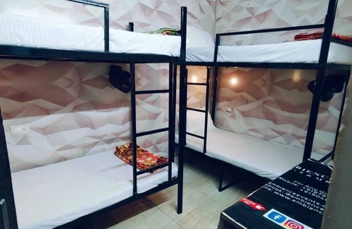 Taj Ganj House | Spacious 5-bedroom house with AC, WiFi in the "city of love" Agra.