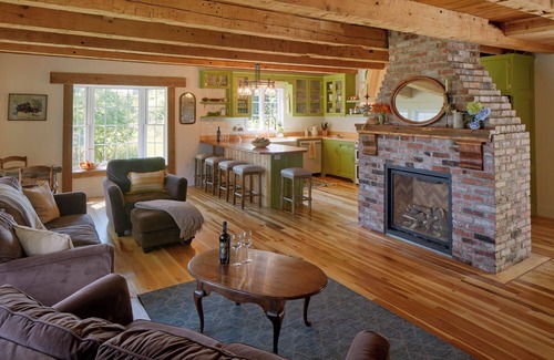 Bemus Point House | Spacious 5-bedroom house with AC, WiFi in charming Bemus Point