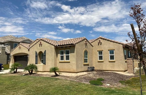 Rancho Cucamonga House | Family-Friendly 5-Bedroom Home with Pool and Great Amenities