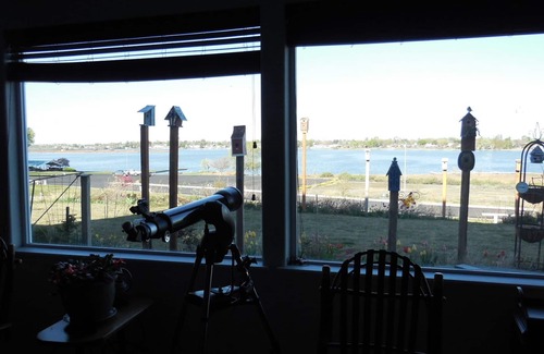Moses Lake House | Executive 5BR Home by Moses Lake with Pool & Spa Amenities